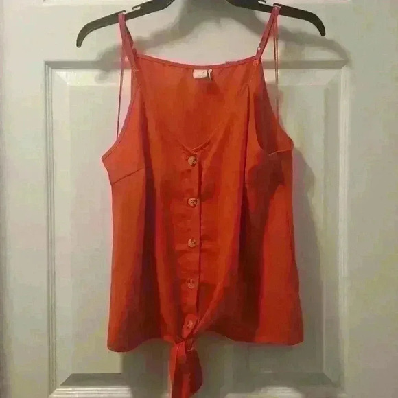 Orange top.  Sz lg by paper crane.  Very cute,  light weight top. - Picture 1 of 3